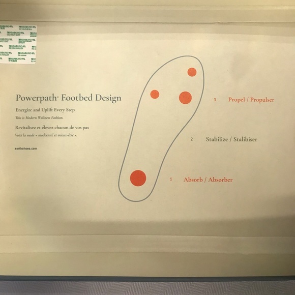 NIB Earth Natural Tahoe Merlot Leather Side Zip Ankle Booties 7 1/2 Wide - Picture 11 of 12